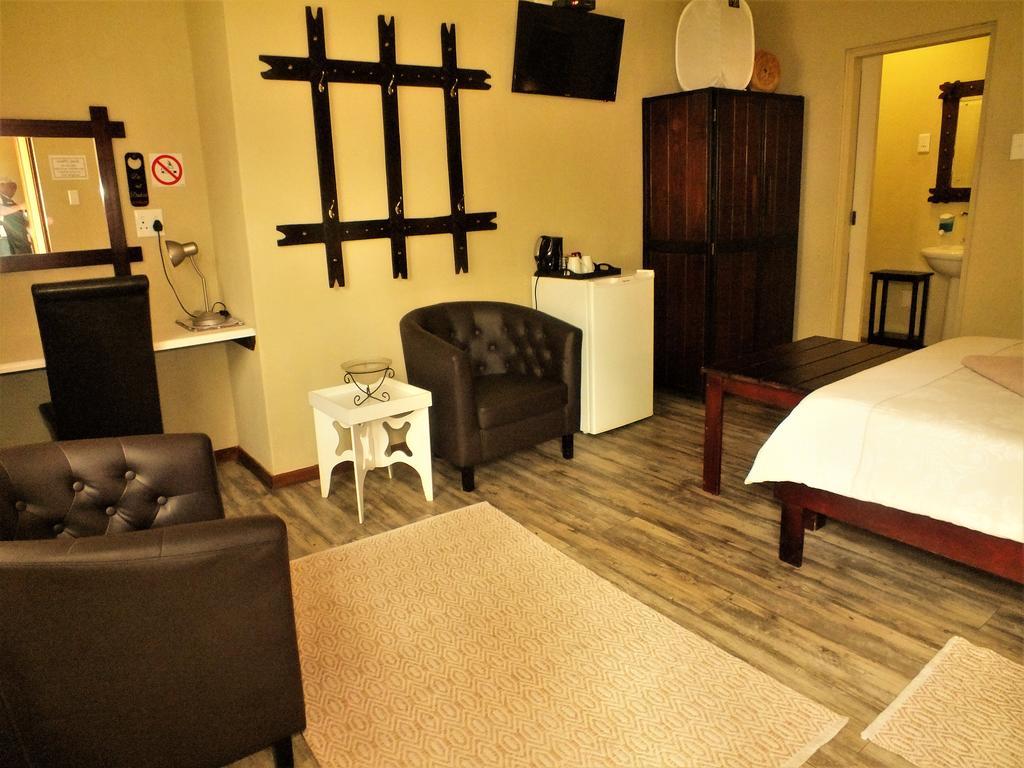 Uzuri Guesthouse Cc Windhoek Exteriör bild