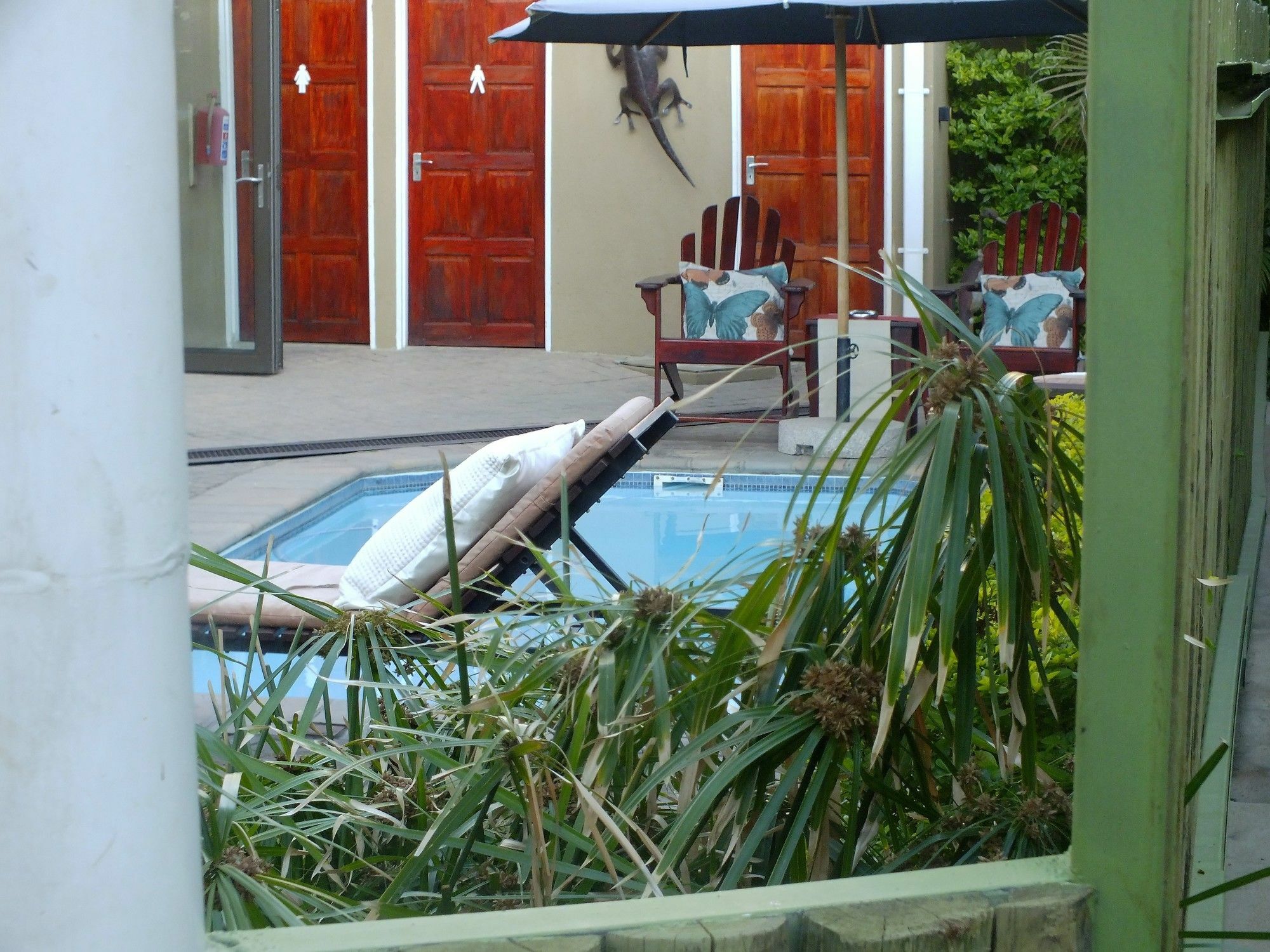 Uzuri Guesthouse Cc Windhoek Exteriör bild